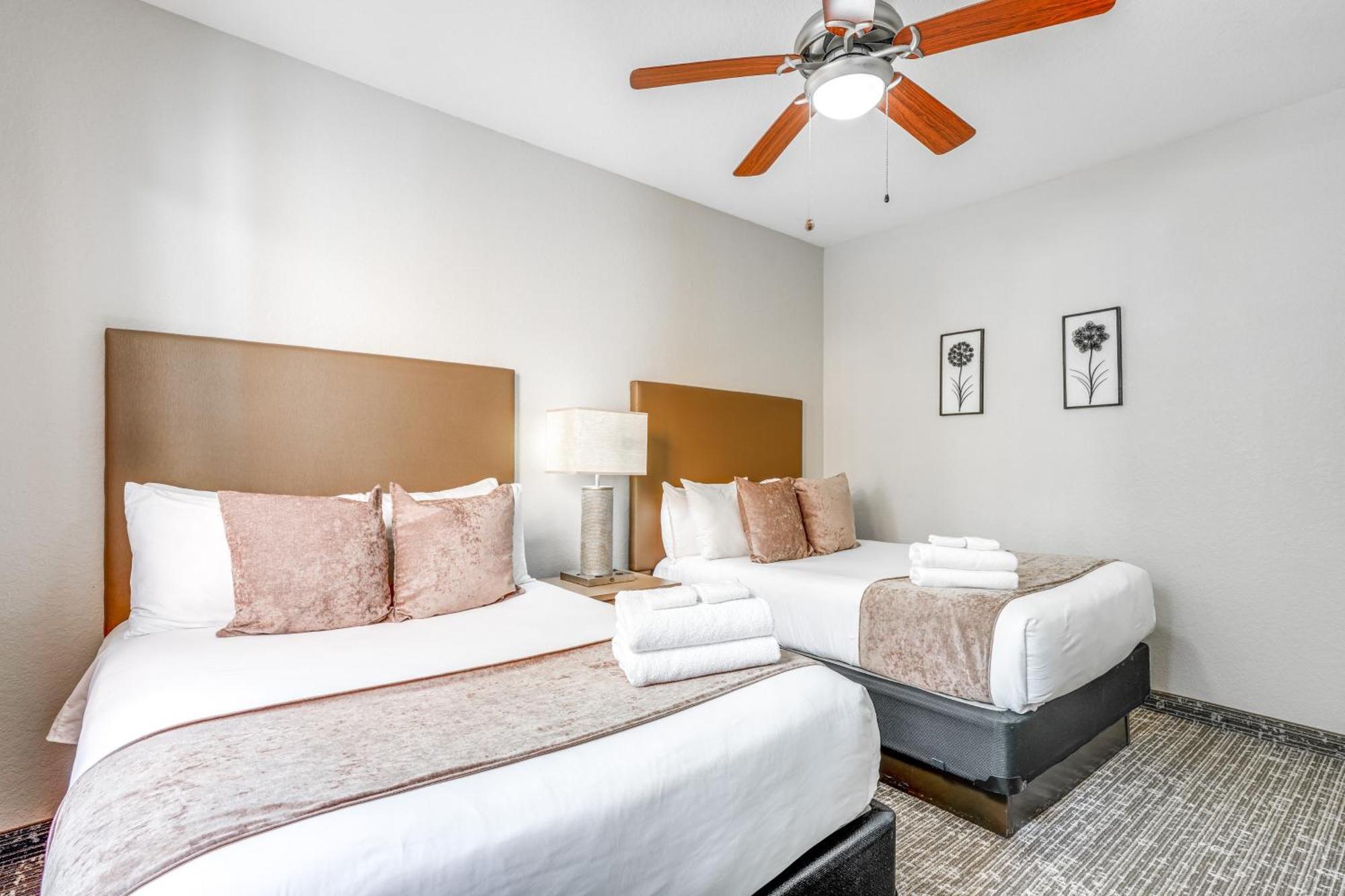 Floridays Resort Condo Less Than 4 Mi To Walt Disney! 奥兰多 外观 照片